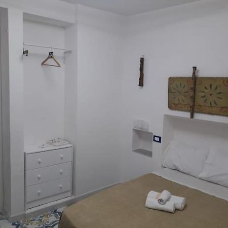 Oneto Apartment ปาแลร์โม ภายนอก รูปภาพ