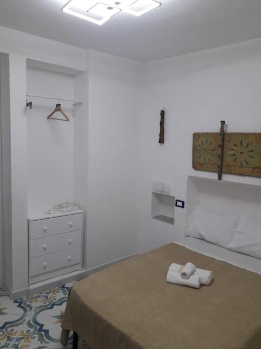 Oneto Apartment ปาแลร์โม ภายนอก รูปภาพ